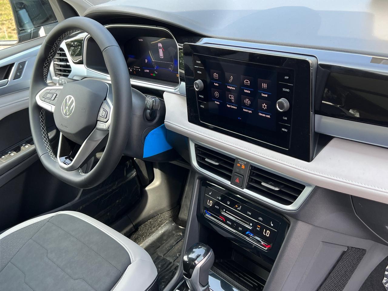 2025 Volkswagen Taos 1.5T SE Hagerstown MD