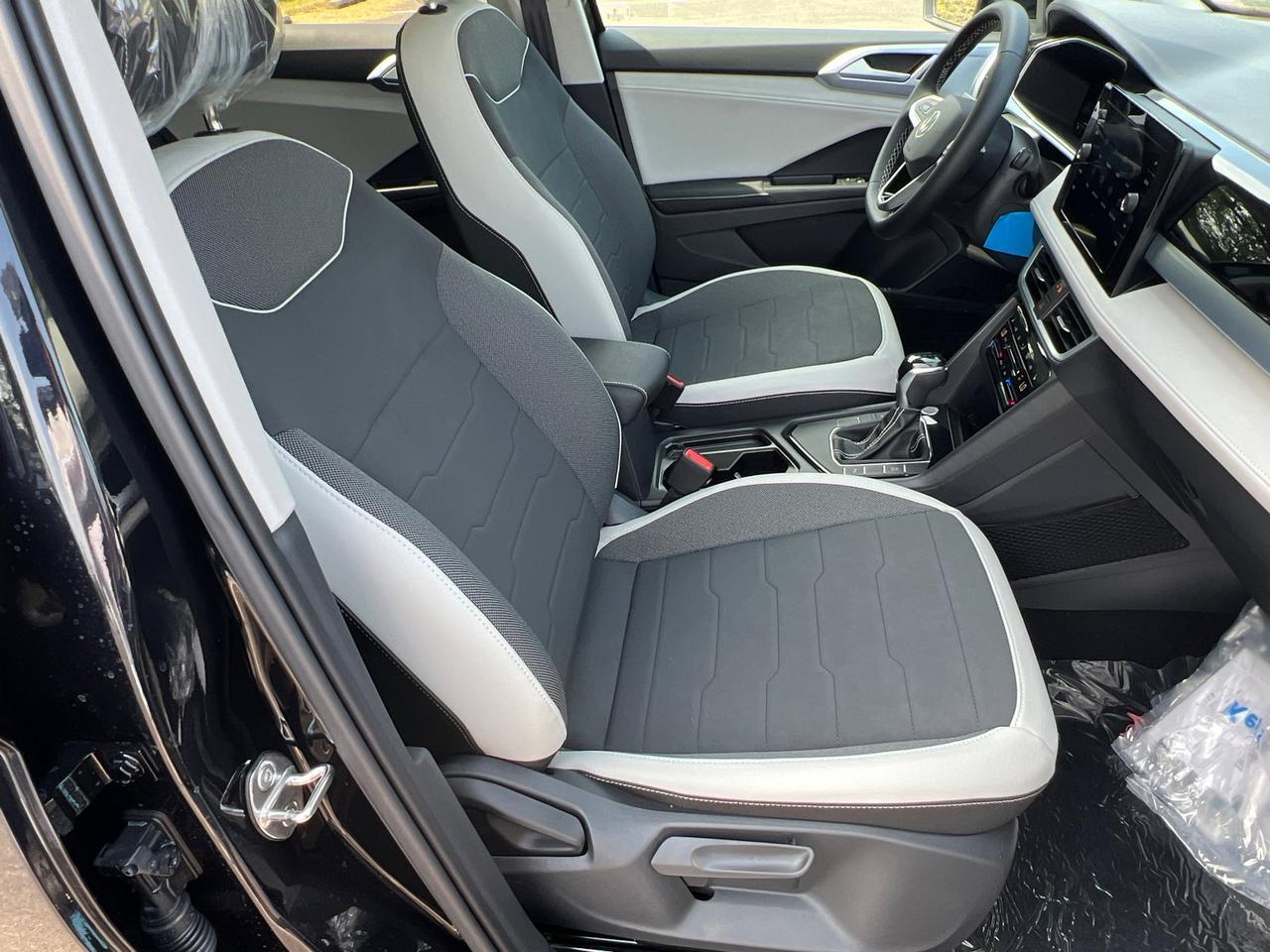 2025 Volkswagen Taos 1.5T SE Hagerstown MD