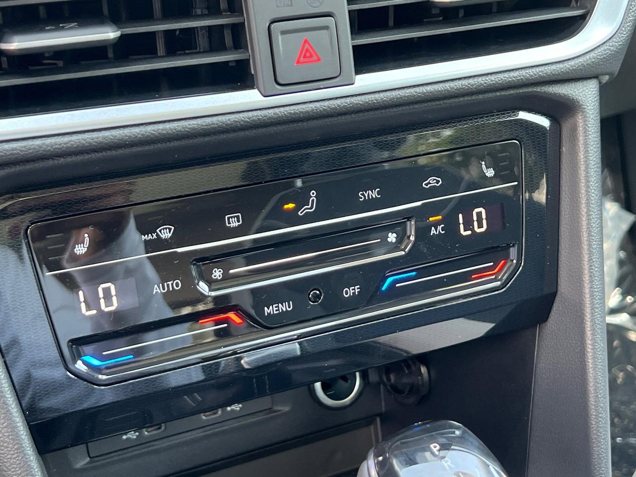 2025 Volkswagen Taos 1.5T SE Hagerstown MD