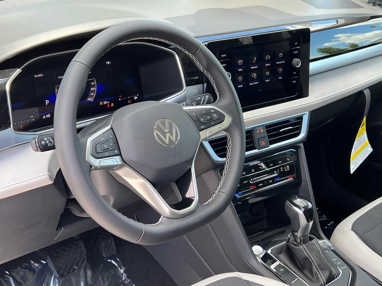 2025 Volkswagen Taos 1.5T SE Hagerstown MD