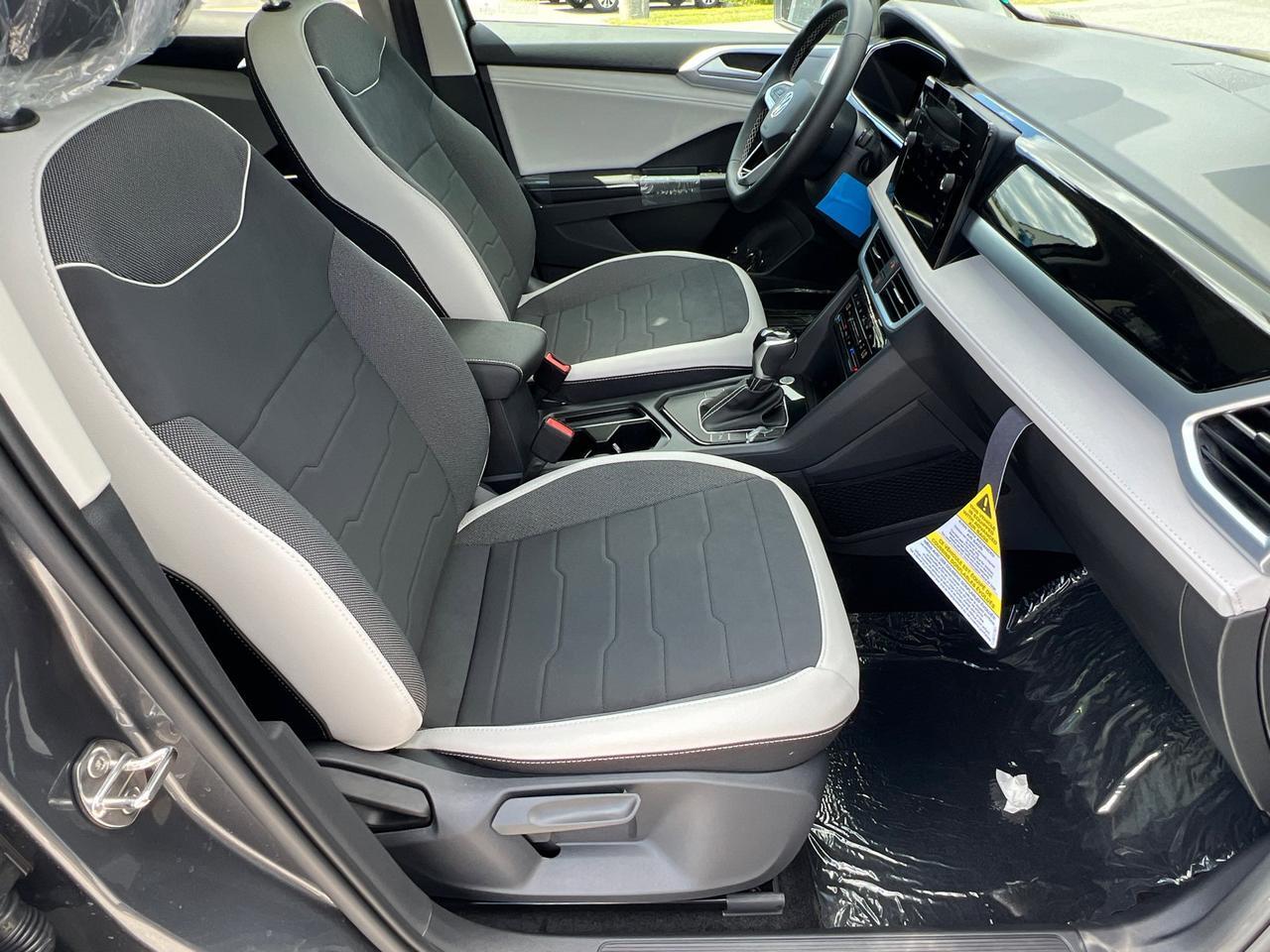2025 Volkswagen Taos 1.5T SE Hagerstown MD