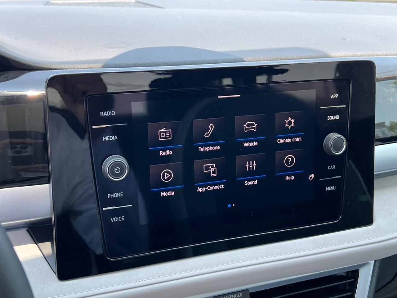 2025 Volkswagen Taos 1.5T SE Hagerstown MD