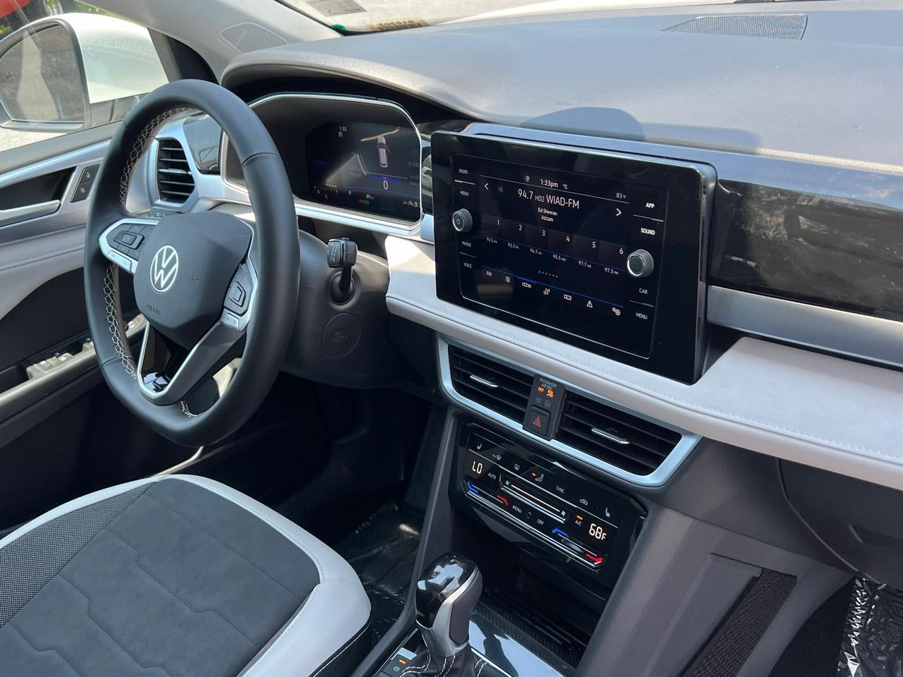 2025 Volkswagen Taos 1.5T SE Hagerstown MD