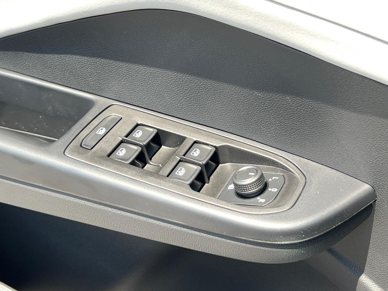 2025 Volkswagen Taos 1.5T SE Hagerstown MD