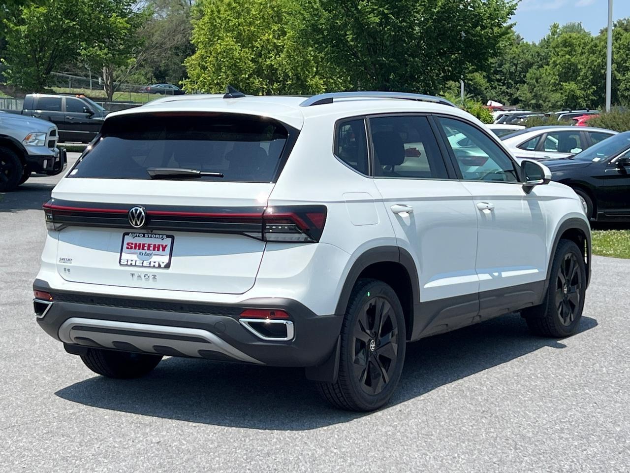 2025 Volkswagen Taos 1.5T SE Hagerstown MD