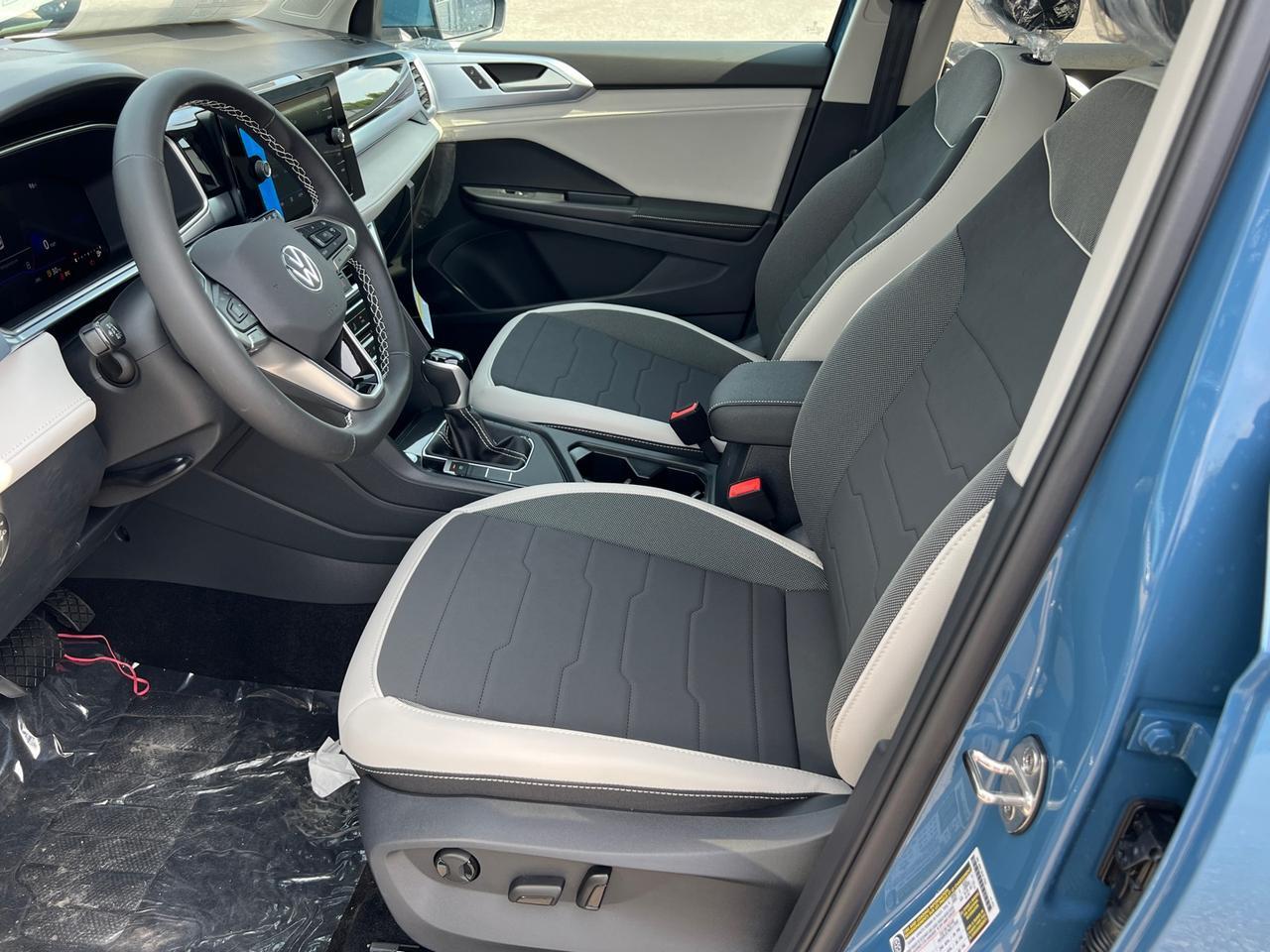 2025 Volkswagen Taos 1.5T SE Hagerstown MD