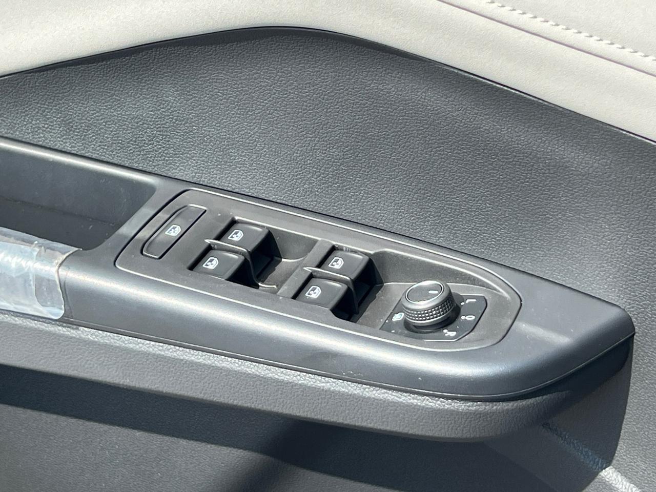 2025 Volkswagen Taos 1.5T SE Hagerstown MD