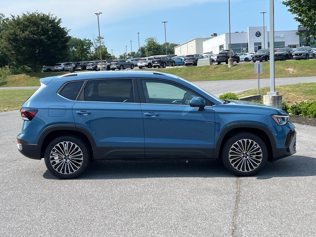 2025 Volkswagen Taos 1.5T SE Hagerstown MD