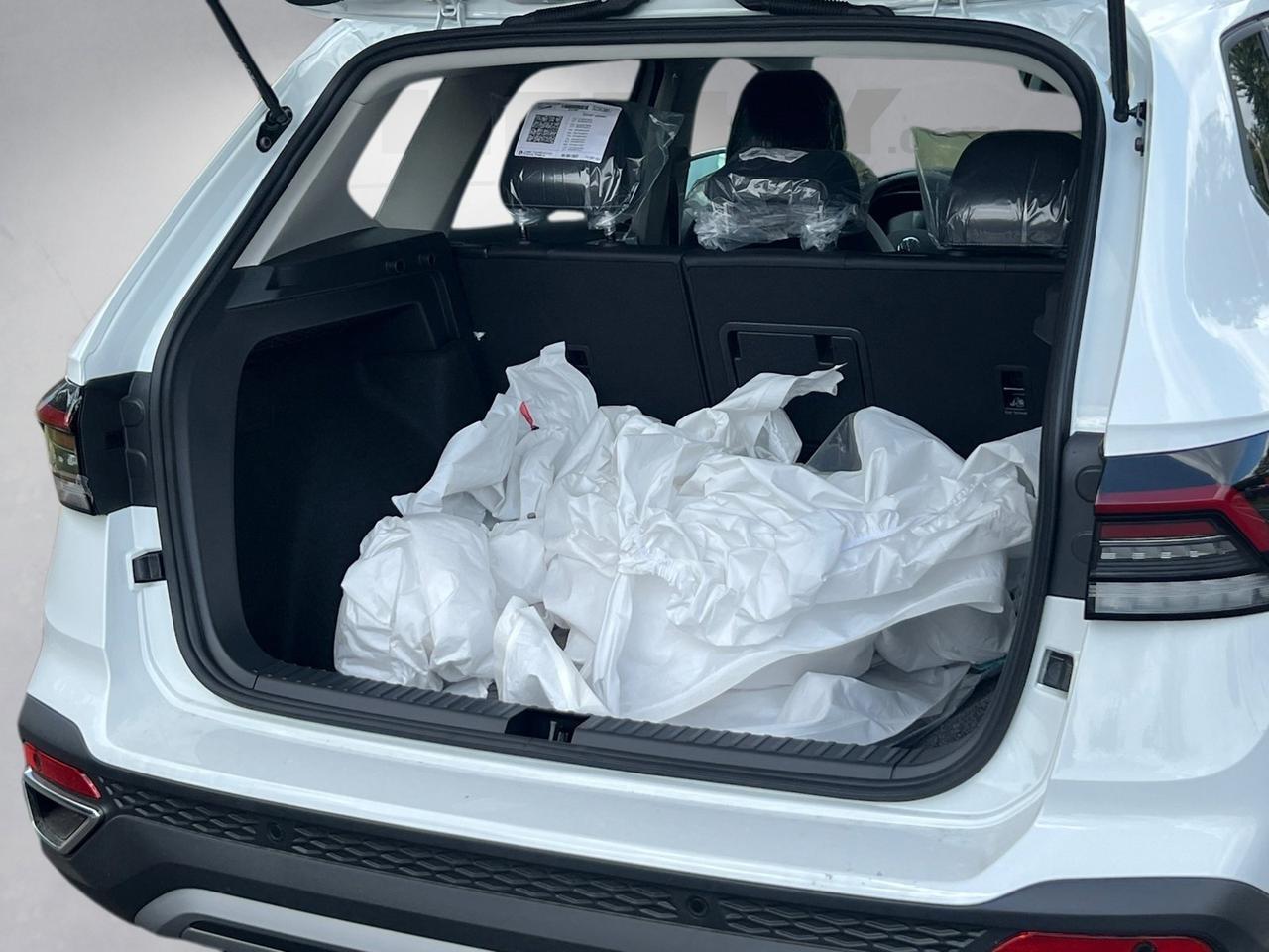 2025 Volkswagen Taos 1.5T SE Hagerstown MD