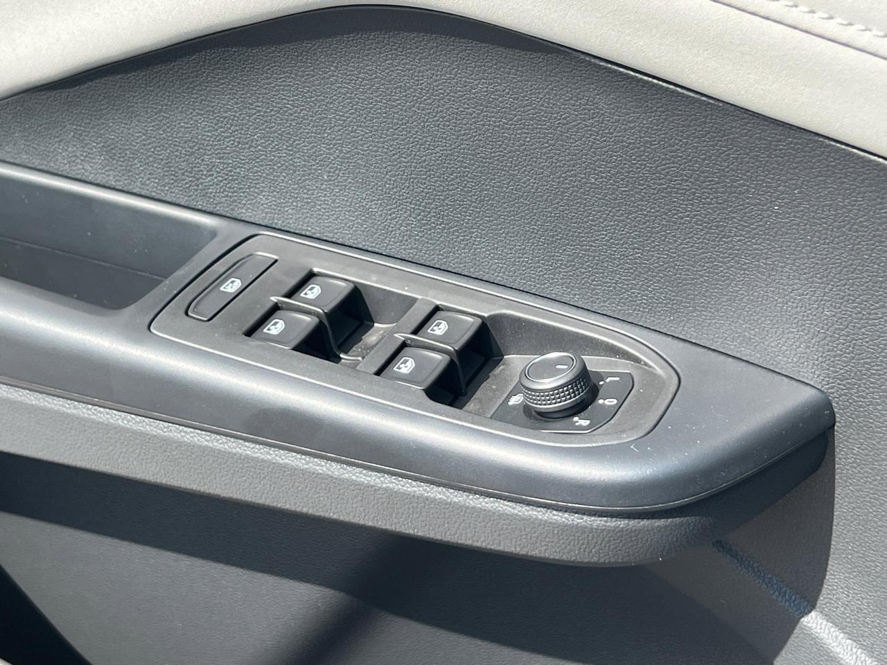 2025 Volkswagen Taos 1.5T SE Hagerstown MD