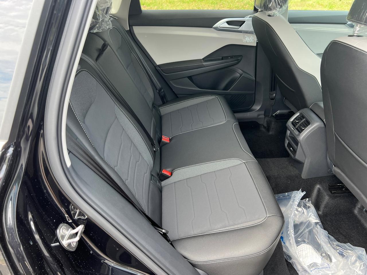 2025 Volkswagen Taos 1.5T SE Hagerstown MD