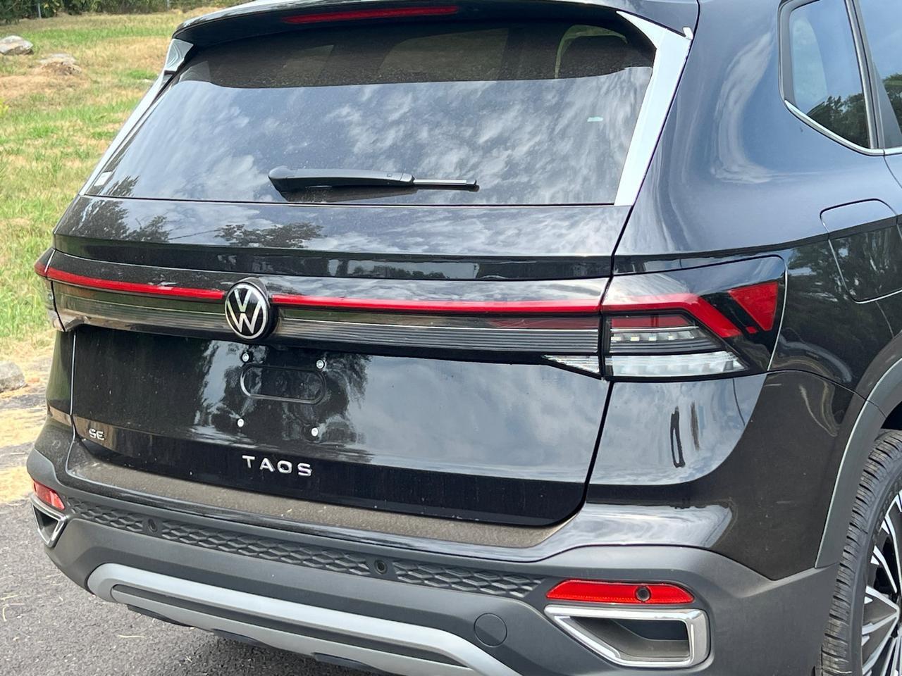 2025 Volkswagen Taos 1.5T SE Hagerstown MD