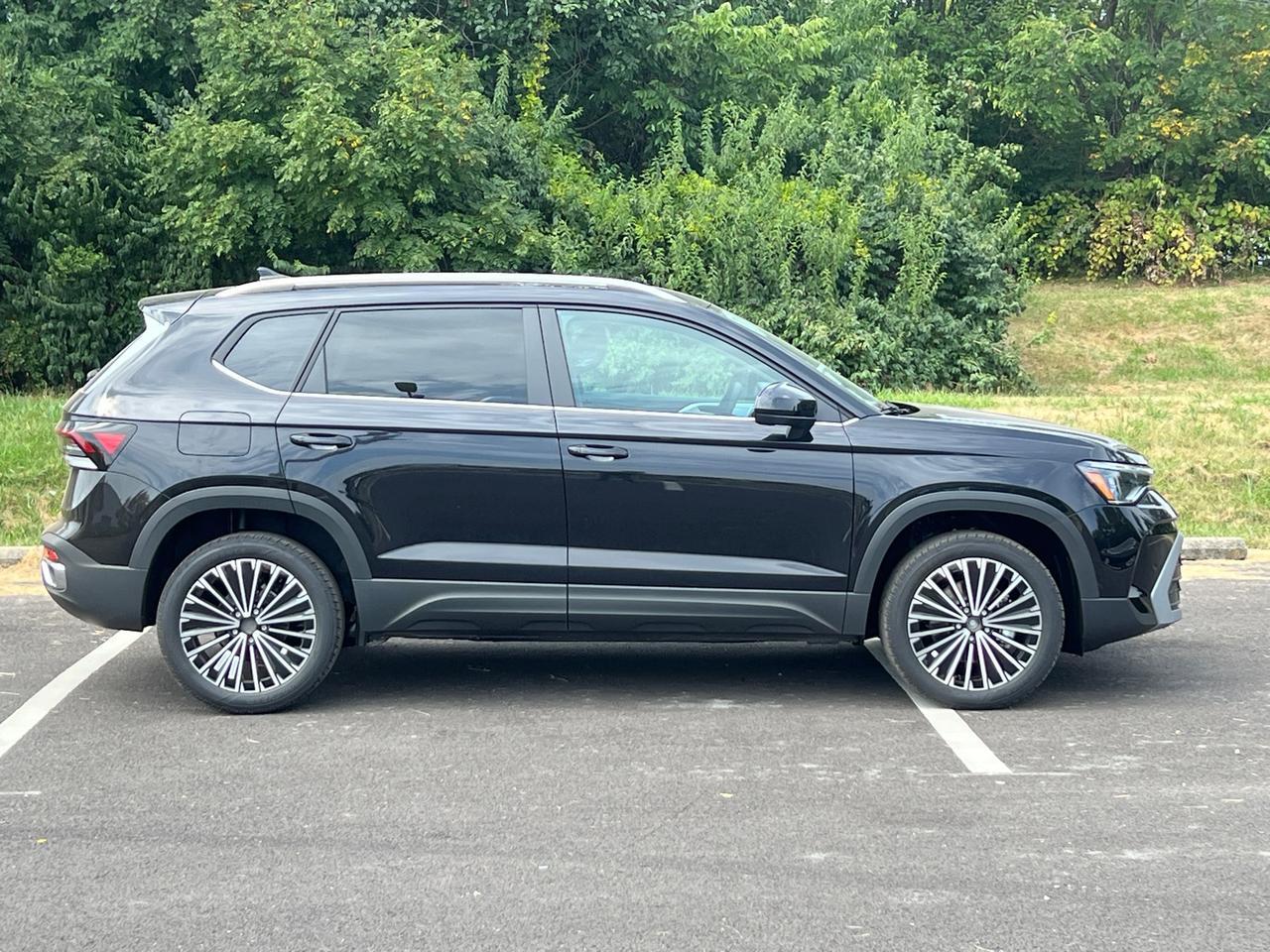 2025 Volkswagen Taos 1.5T SE Hagerstown MD