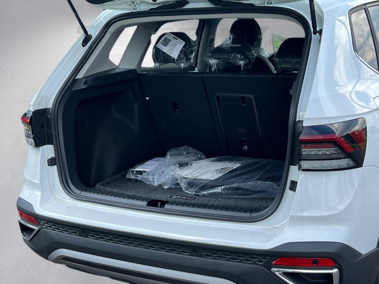 2025 Volkswagen Taos 1.5T SE Hagerstown MD