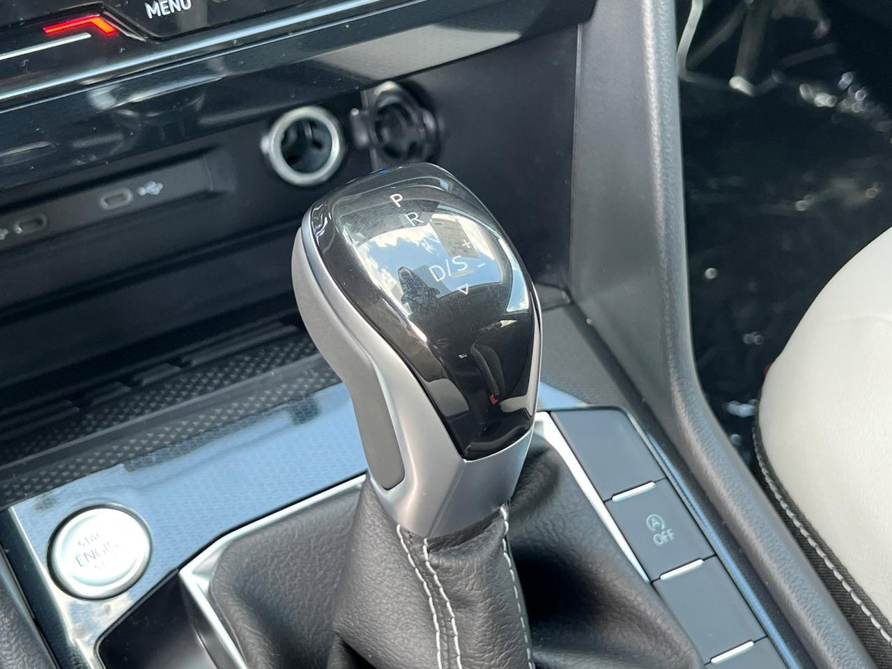 2025 Volkswagen Taos 1.5T SE Hagerstown MD