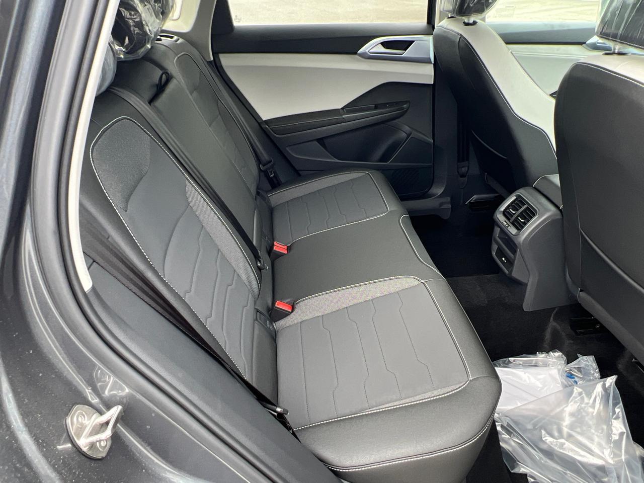 2025 Volkswagen Taos 1.5T SE Hagerstown MD