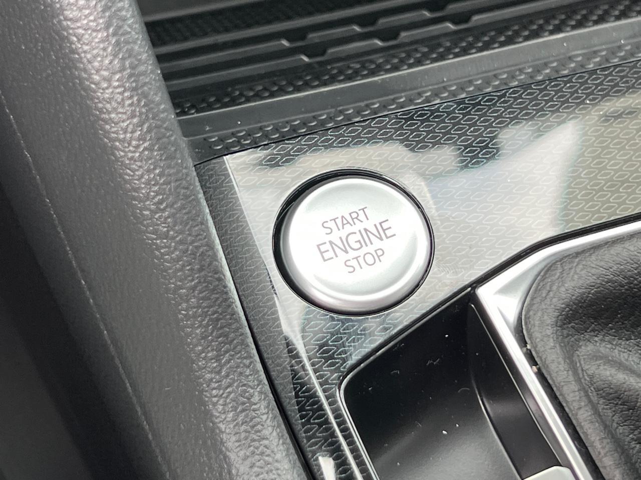 2025 Volkswagen Taos 1.5T SE Hagerstown MD