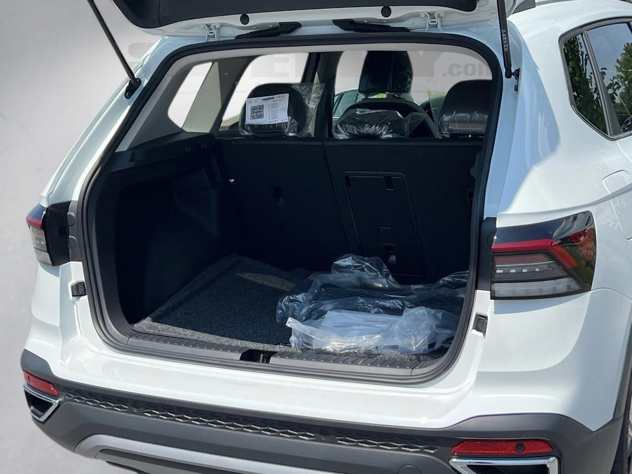 2025 Volkswagen Taos 1.5T SE Hagerstown MD