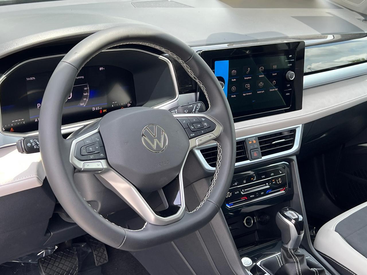 2025 Volkswagen Taos 1.5T SE Hagerstown MD