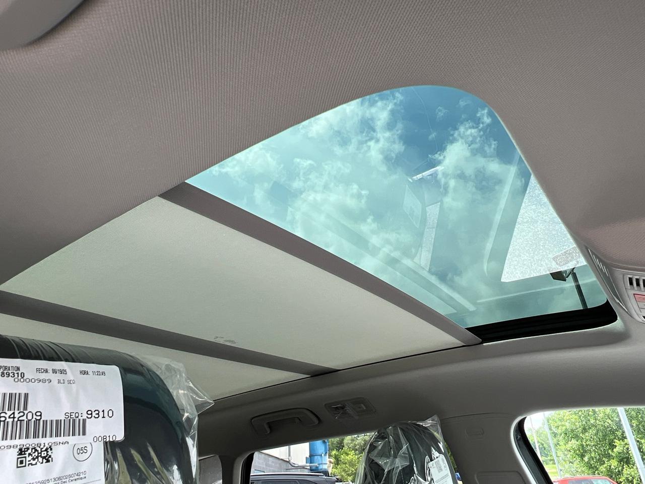 2025 Volkswagen Taos 1.5T SE Hagerstown MD