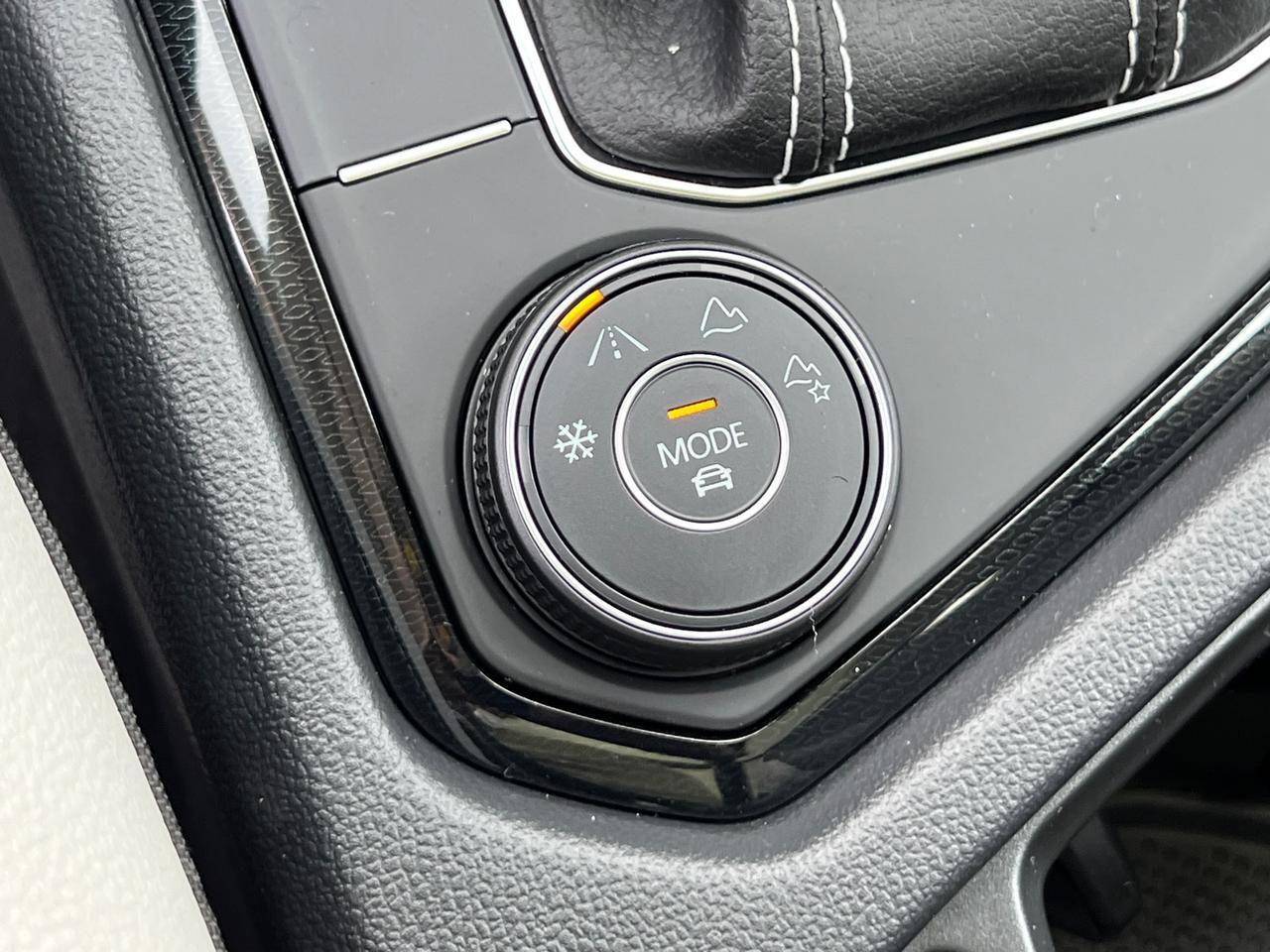 2025 Volkswagen Taos 1.5T SE Hagerstown MD