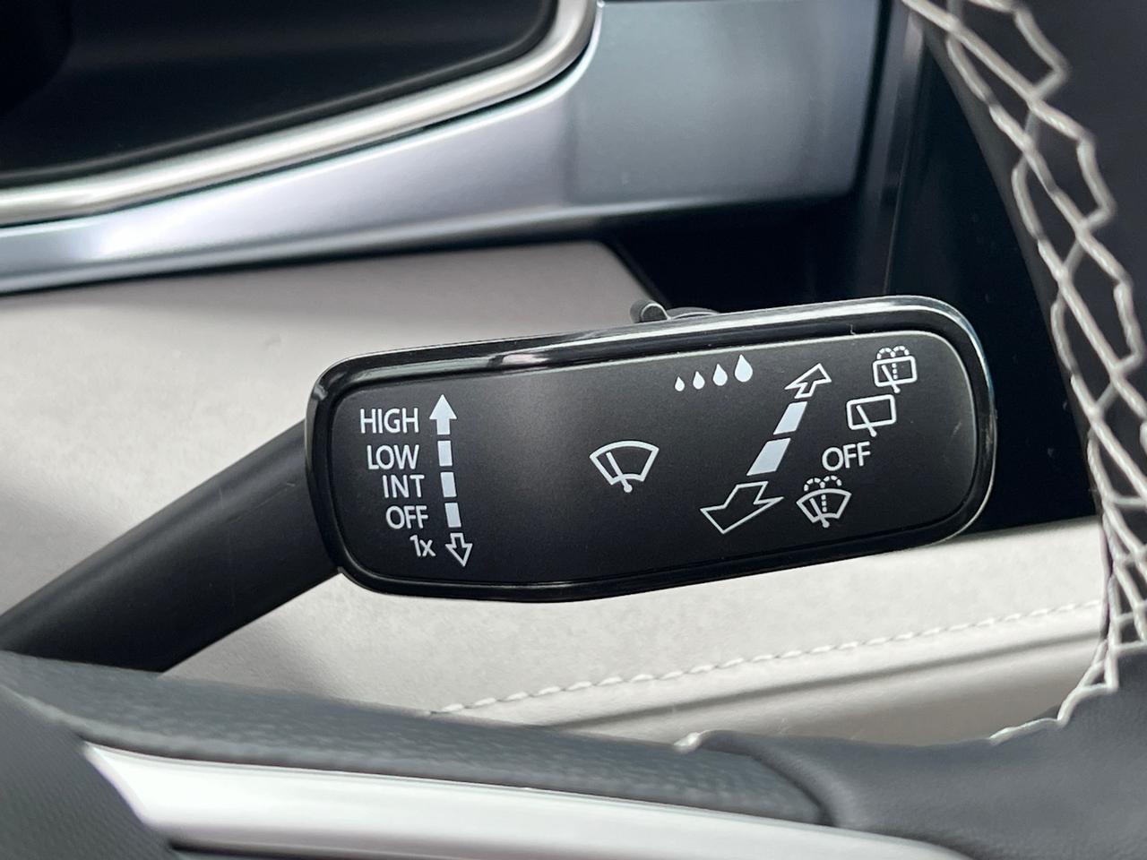 2025 Volkswagen Taos 1.5T SE Hagerstown MD
