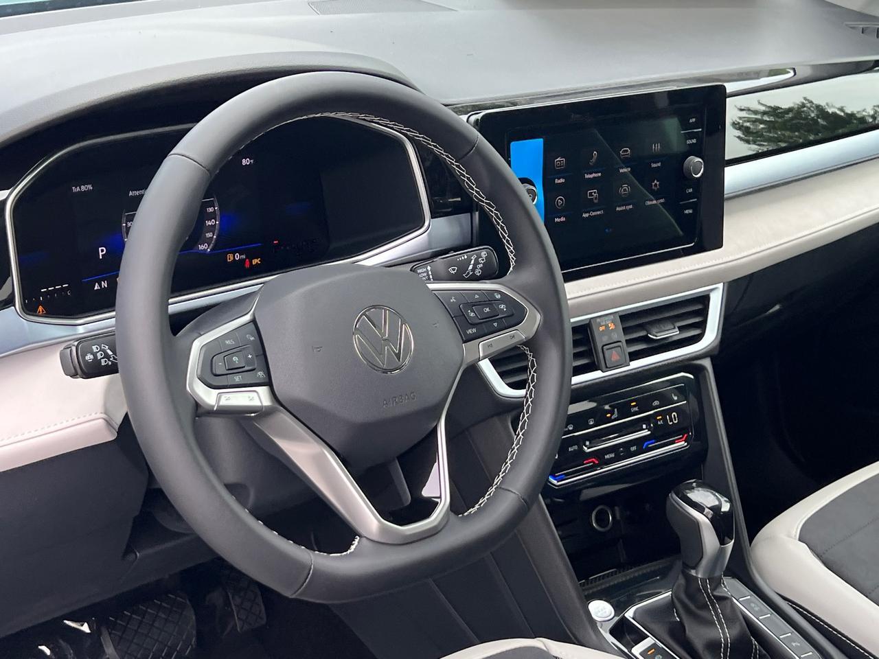 2025 Volkswagen Taos 1.5T SE Hagerstown MD