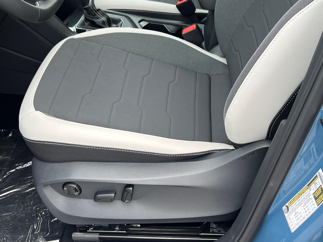 2025 Volkswagen Taos 1.5T SE Hagerstown MD