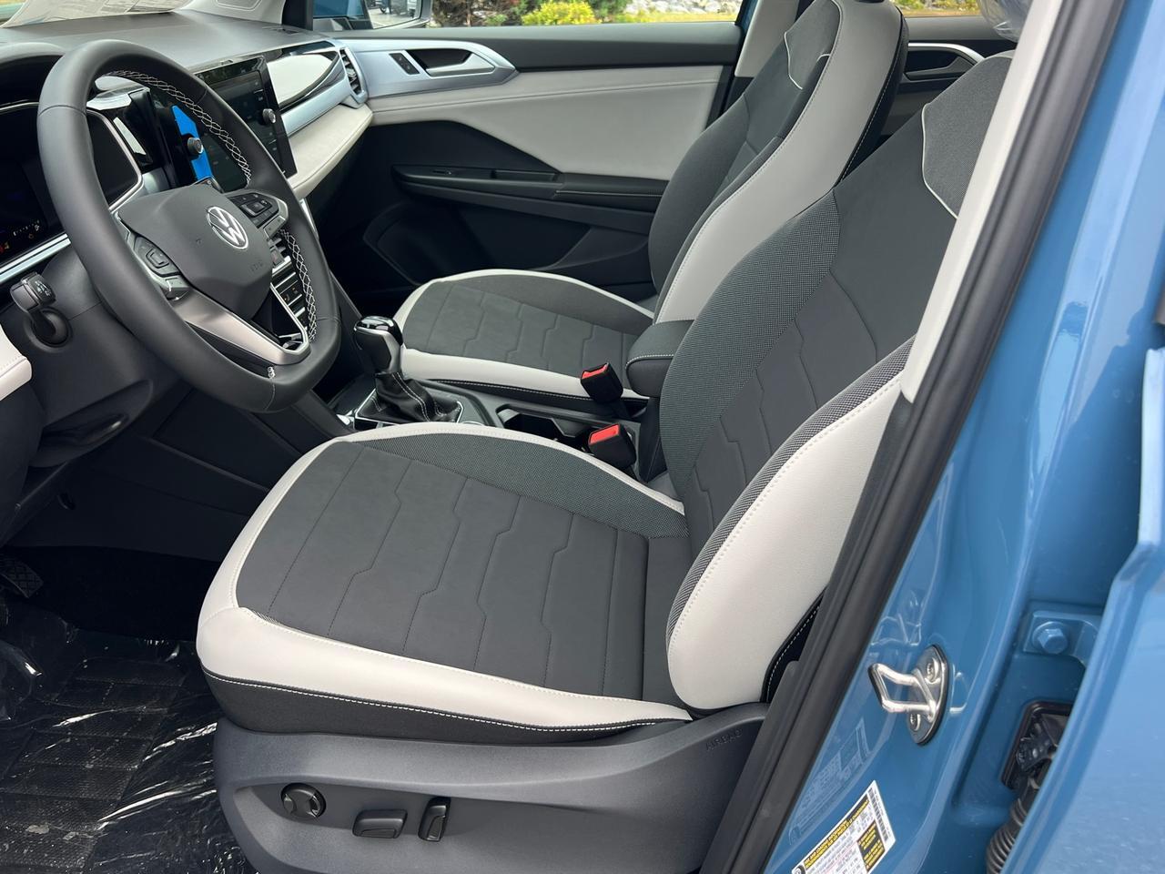 2025 Volkswagen Taos 1.5T SE Hagerstown MD