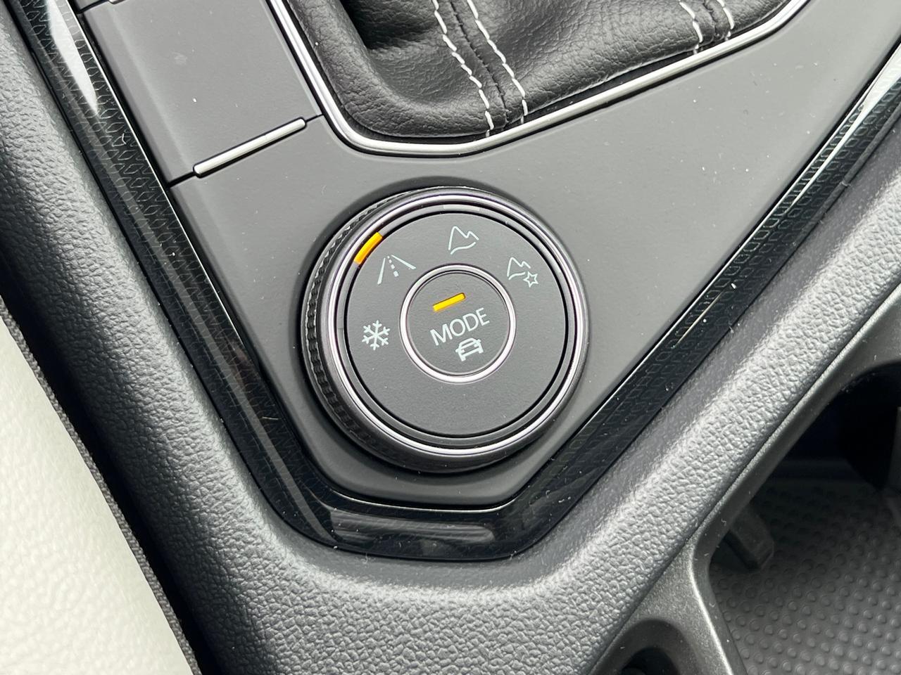 2025 Volkswagen Taos 1.5T SE Hagerstown MD