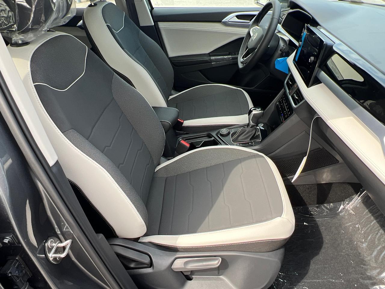 2025 Volkswagen Taos 1.5T SE Hagerstown MD