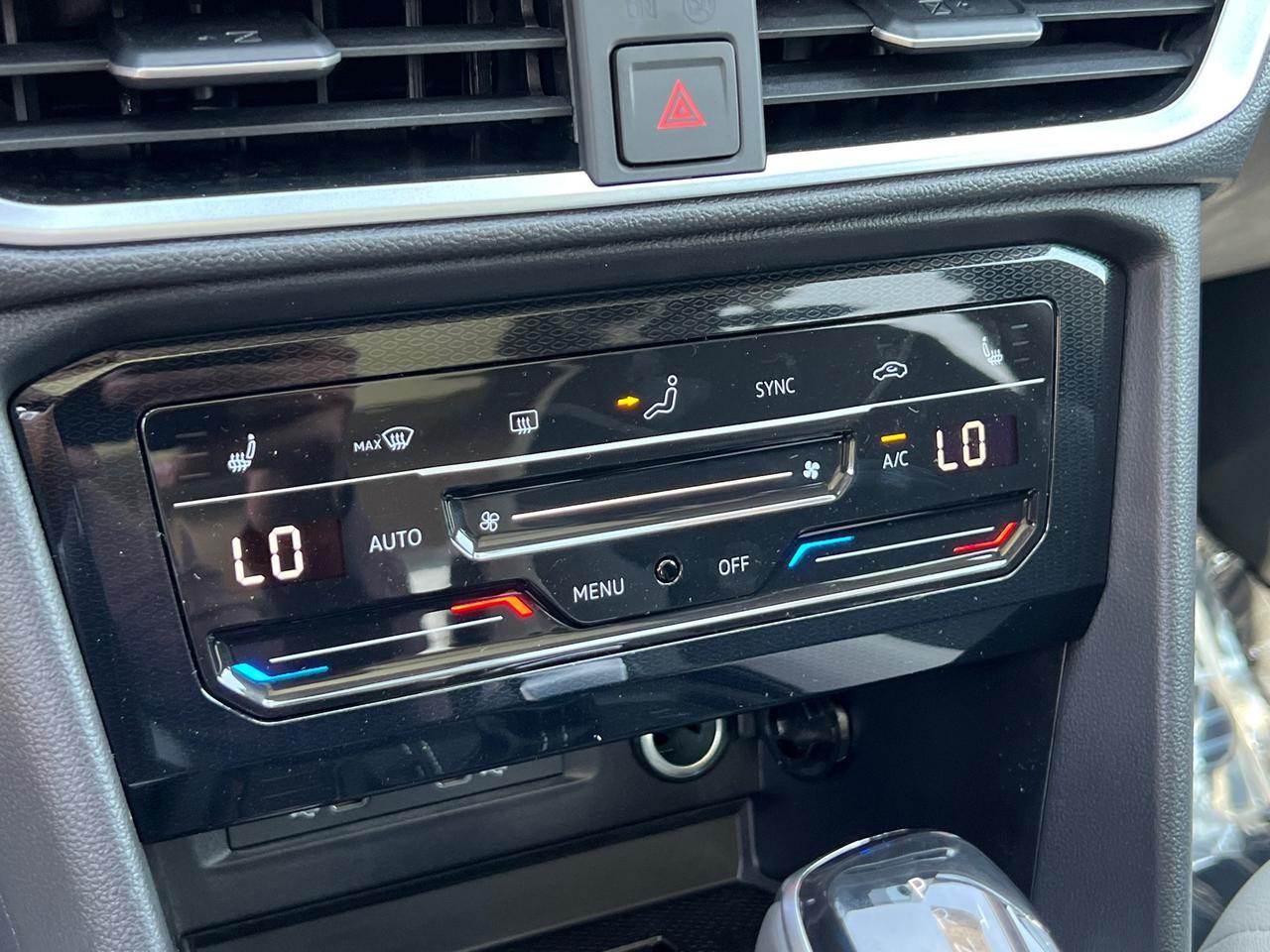 2025 Volkswagen Taos 1.5T SE Hagerstown MD