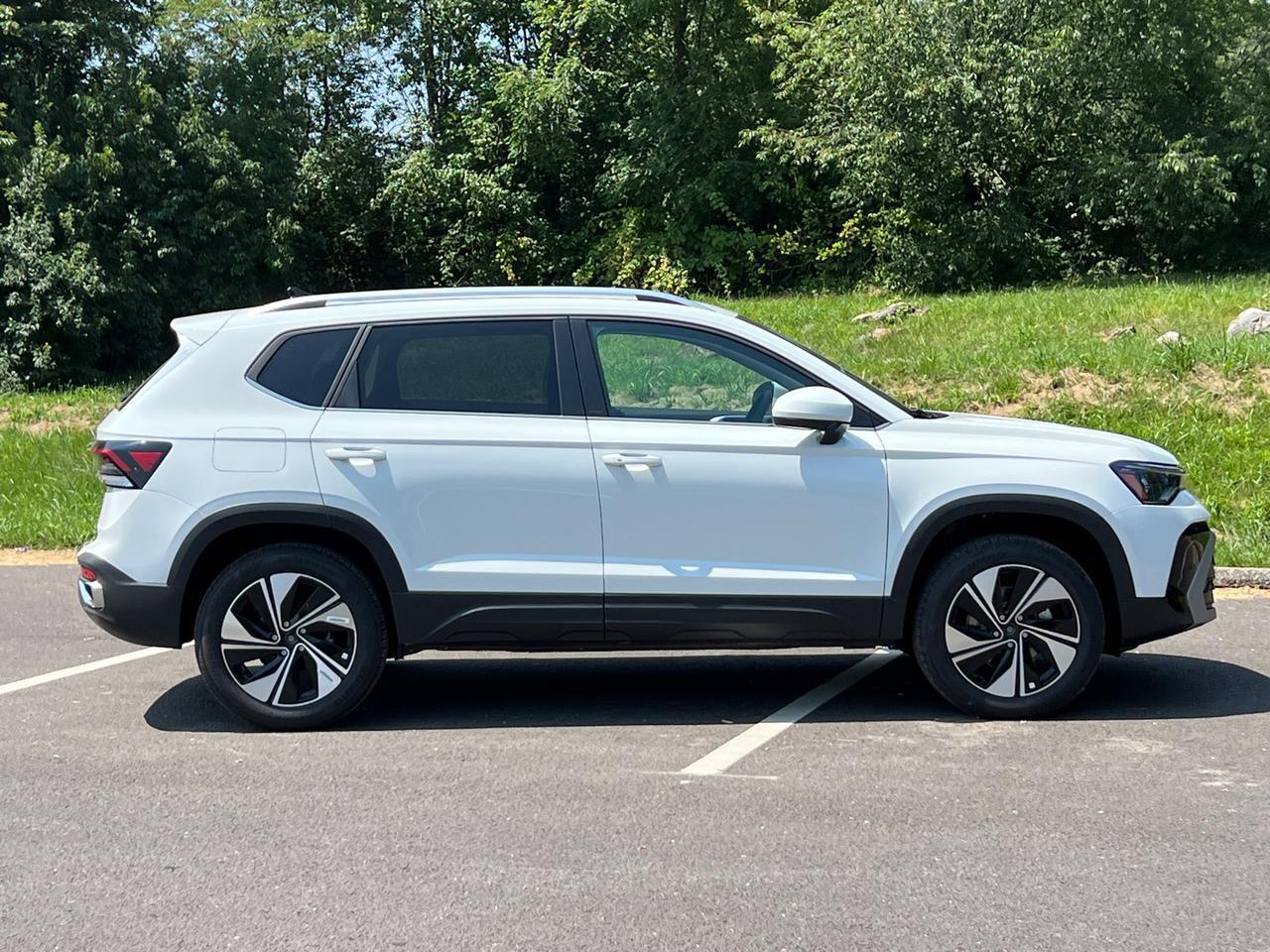 2025 Volkswagen Taos 1.5T SE Hagerstown MD