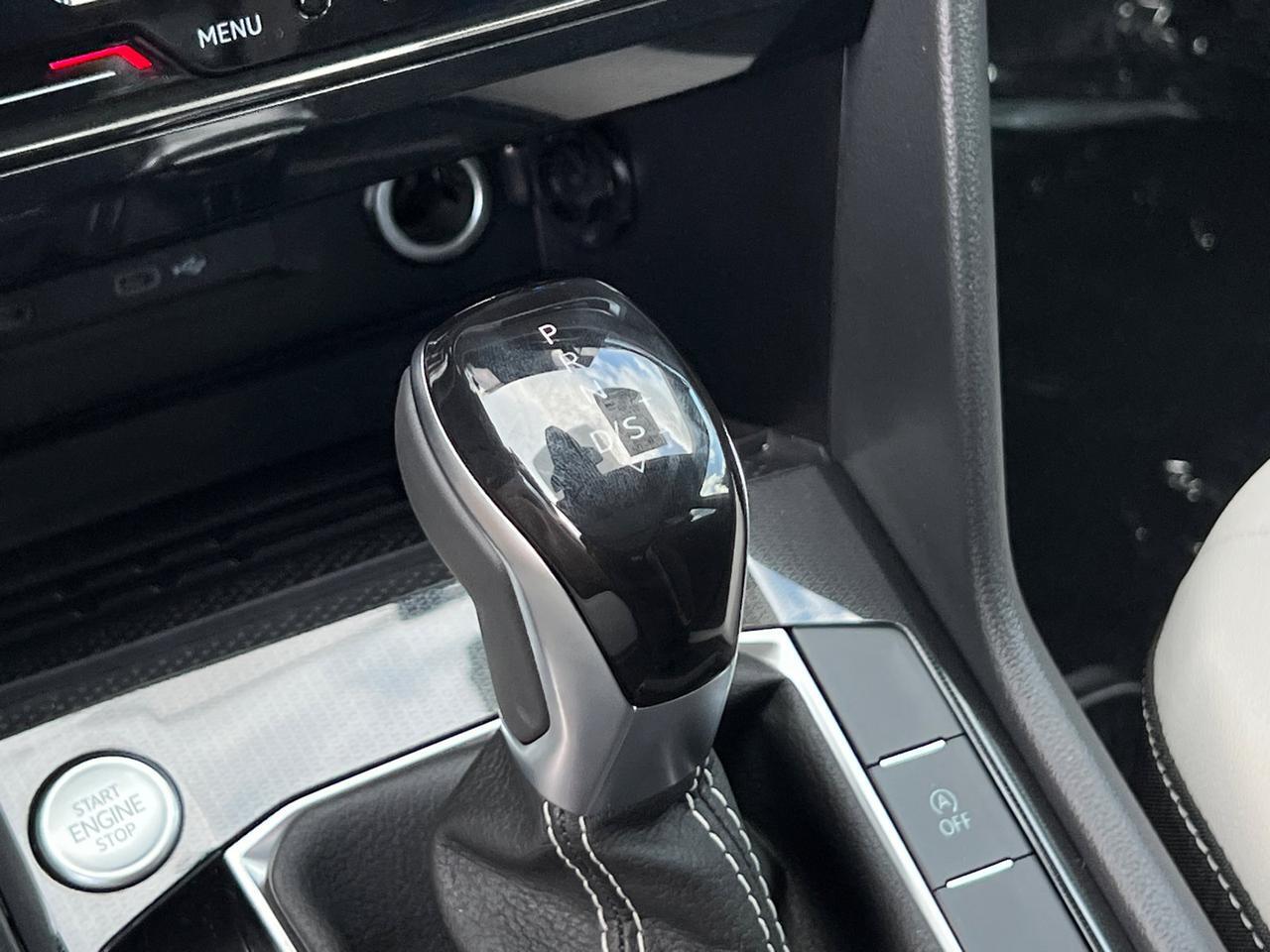 2025 Volkswagen Taos 1.5T SE Hagerstown MD