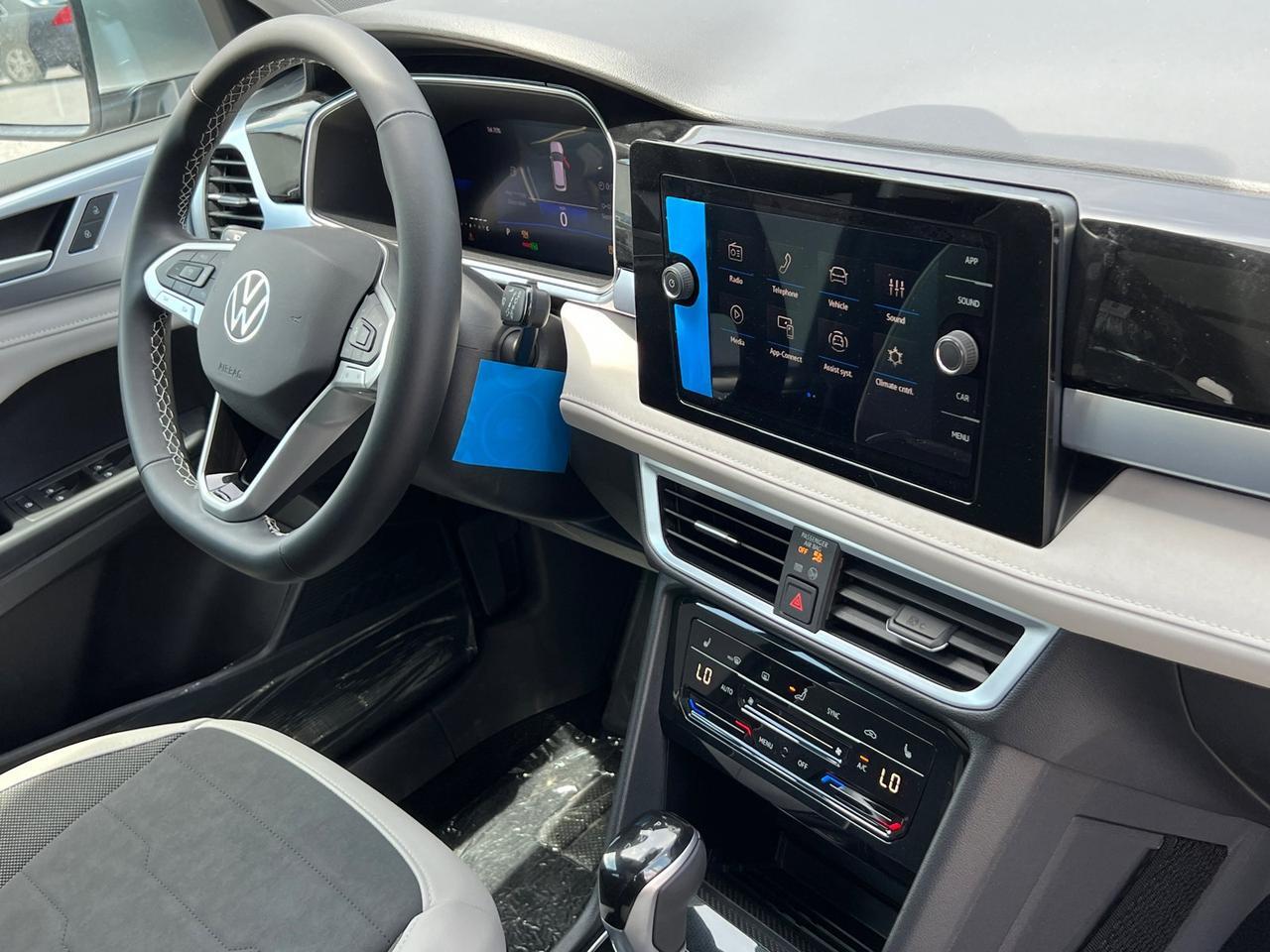 2025 Volkswagen Taos 1.5T SE Hagerstown MD