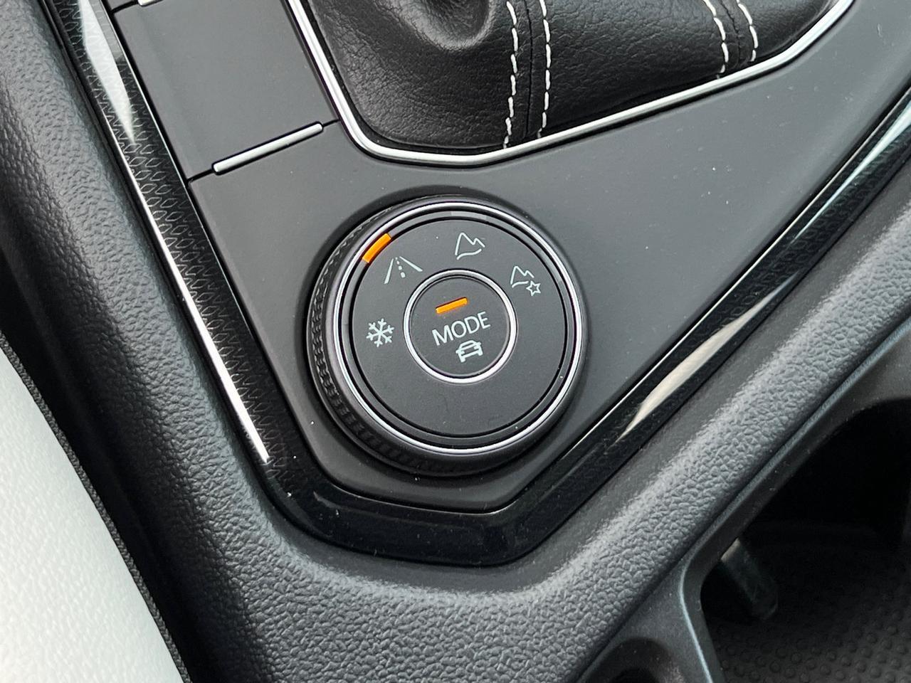 2025 Volkswagen Taos 1.5T SE Hagerstown MD