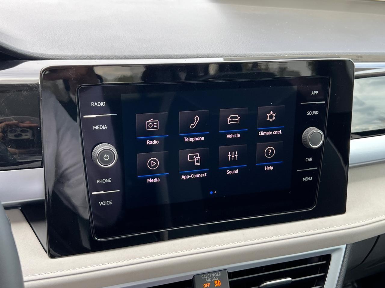 2025 Volkswagen Taos 1.5T SE Hagerstown MD