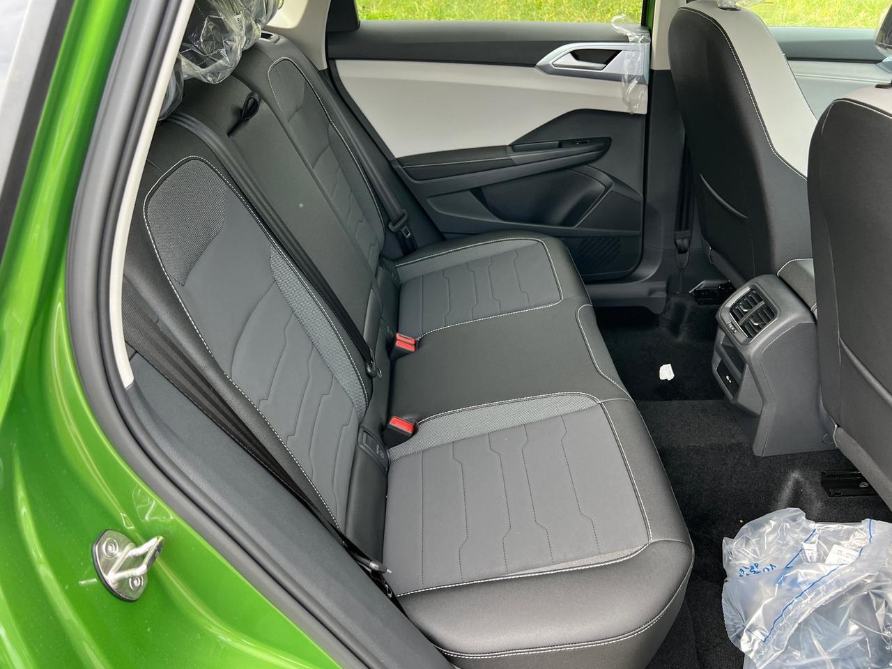 2025 Volkswagen Taos 1.5T SE Hagerstown MD