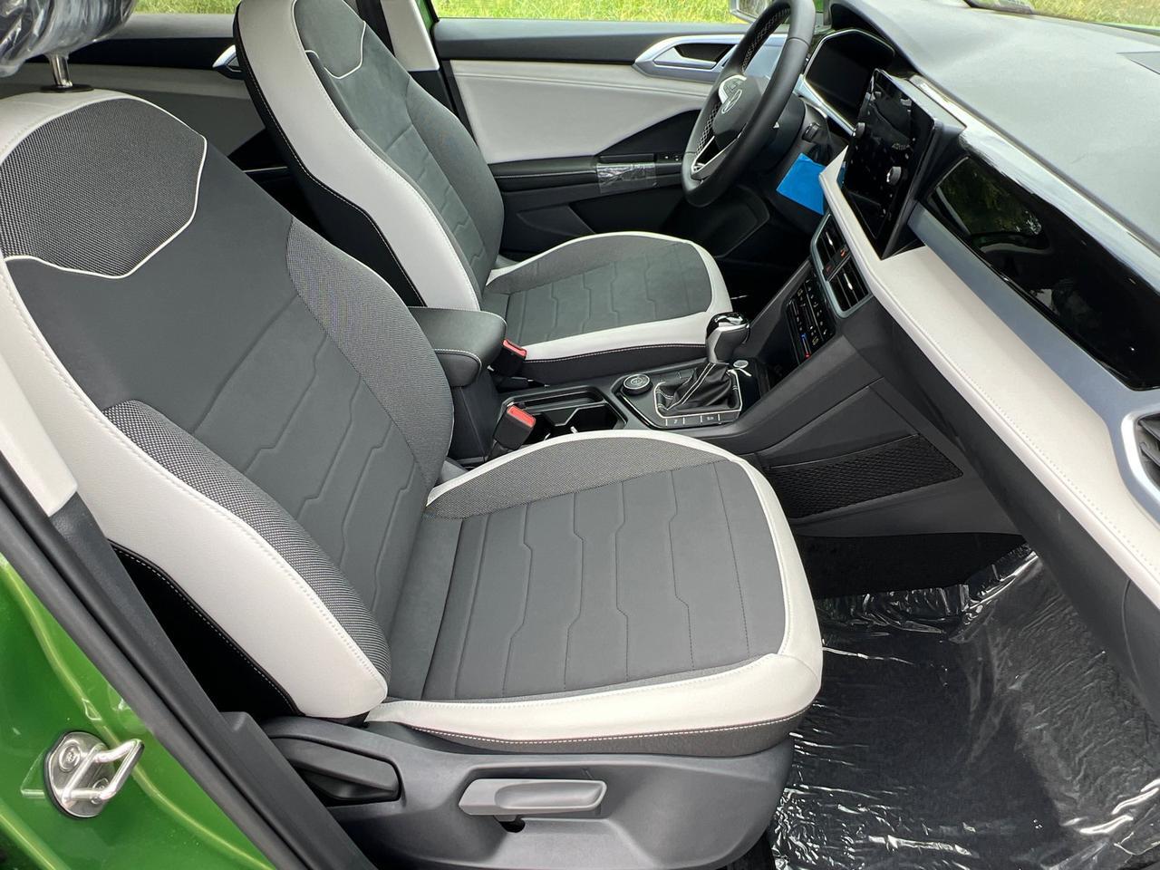 2025 Volkswagen Taos 1.5T SE Hagerstown MD