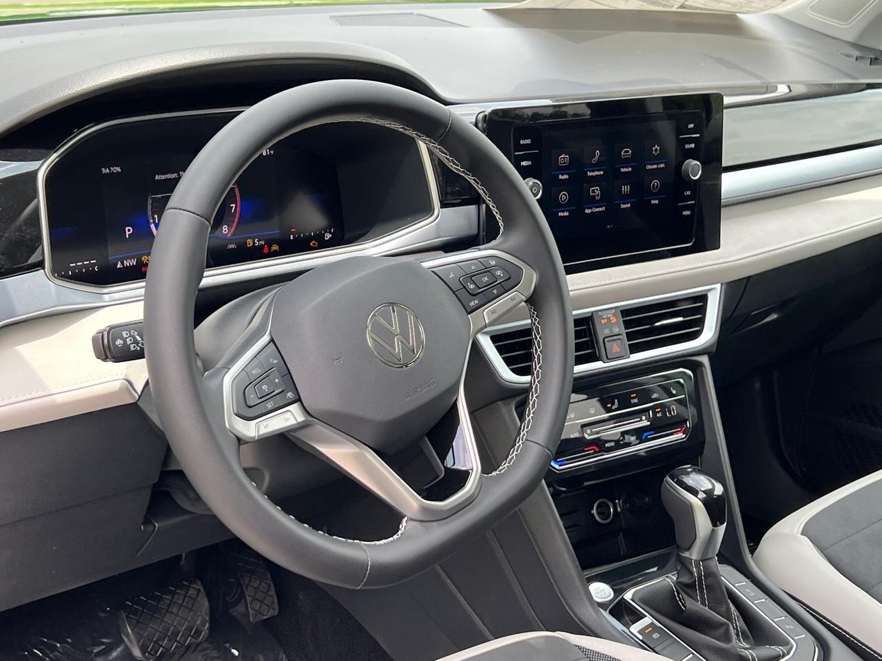 2025 Volkswagen Taos 1.5T SE Hagerstown MD