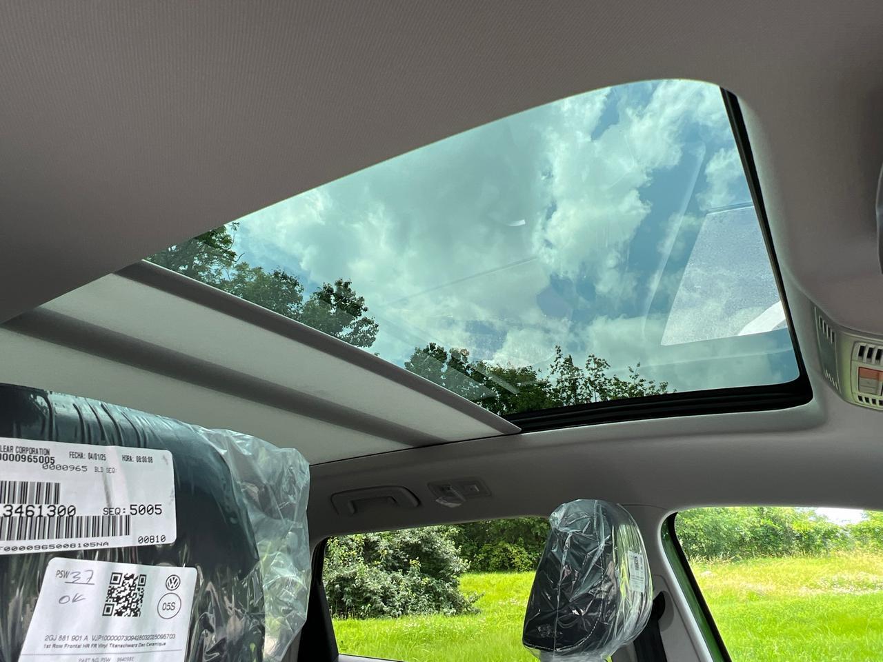 2025 Volkswagen Taos 1.5T SE Hagerstown MD