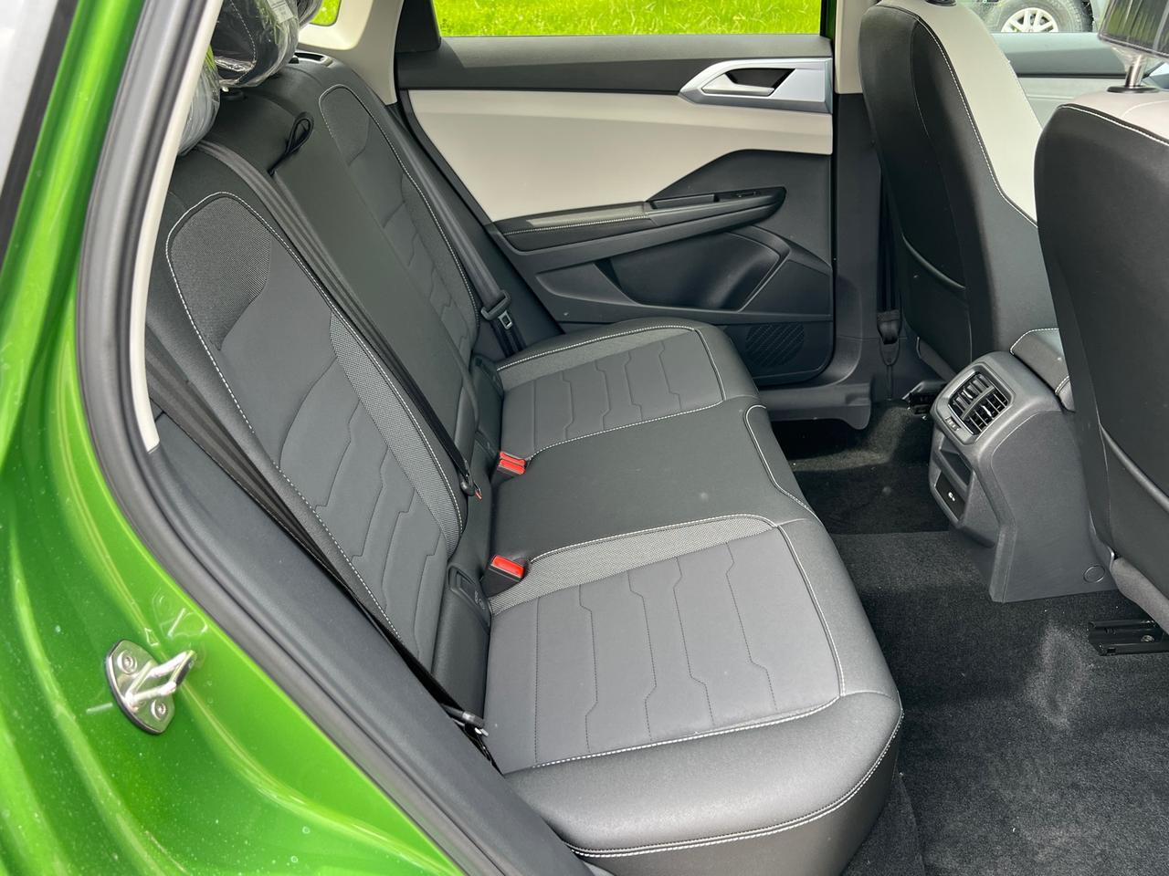 2025 Volkswagen Taos 1.5T SE Hagerstown MD