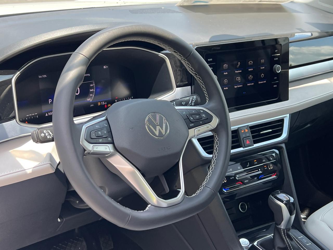 2025 Volkswagen Taos 1.5T SE Hagerstown MD