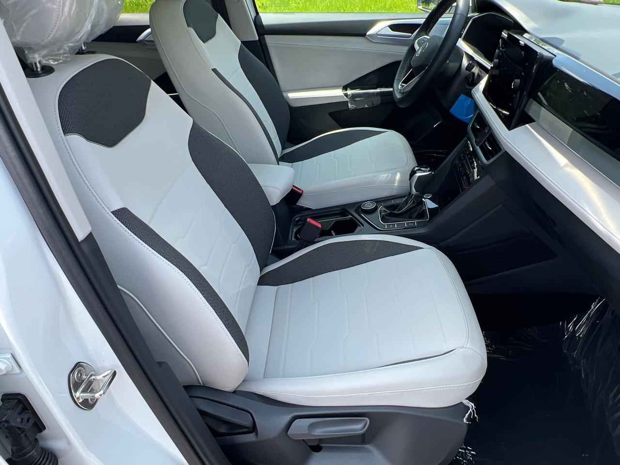2025 Volkswagen Taos 1.5T SE Hagerstown MD