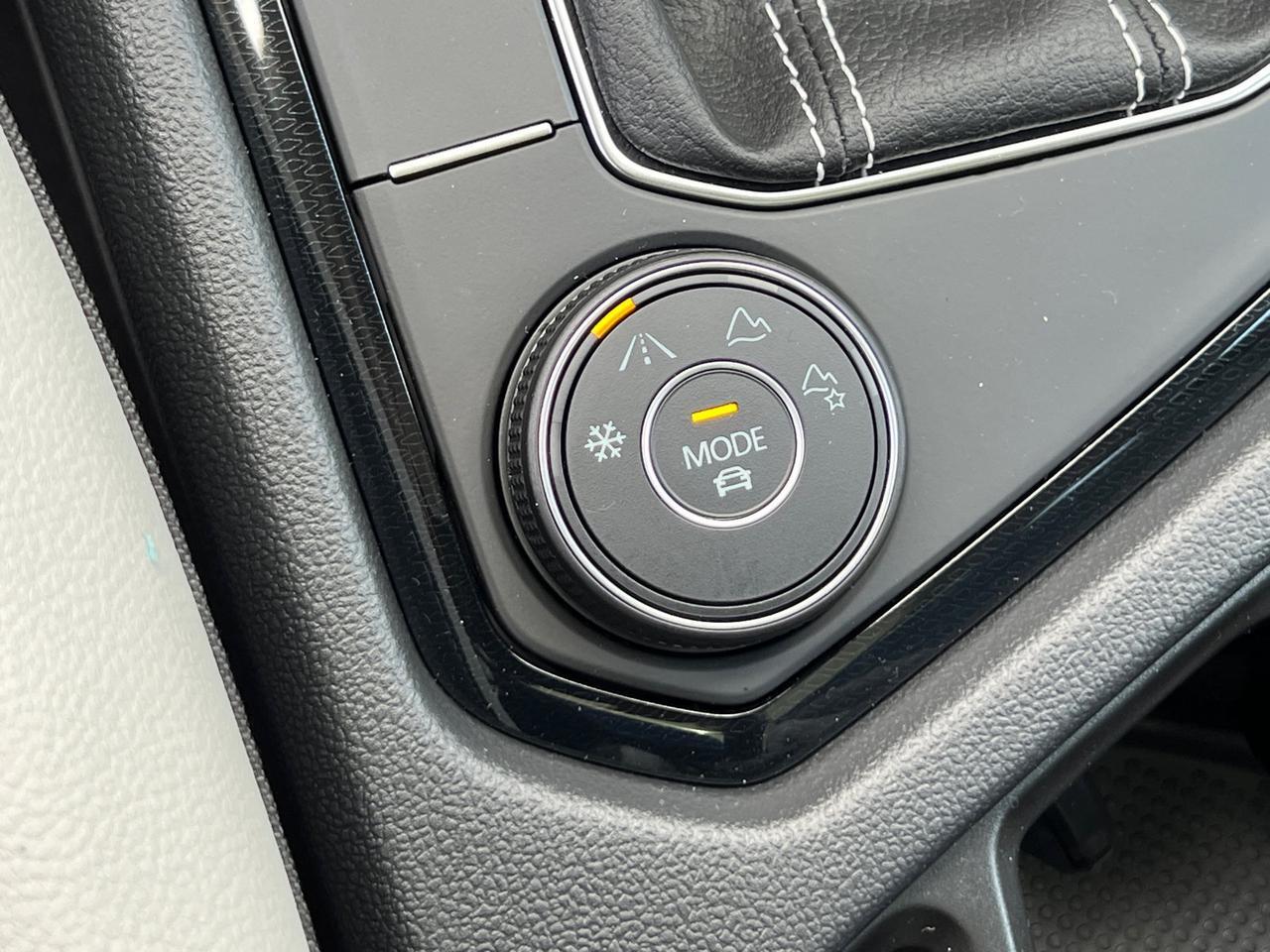 2025 Volkswagen Taos 1.5T SE Hagerstown MD