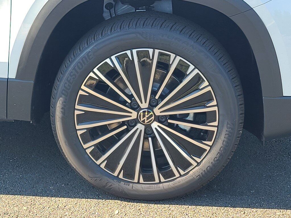 2025 Volkswagen Taos 1.5T SE Springfield VA
