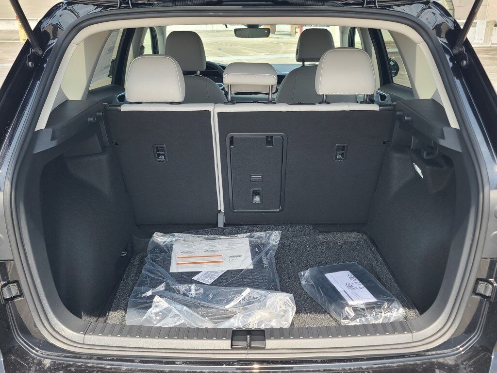 2025 Volkswagen Taos 1.5T SE Springfield VA