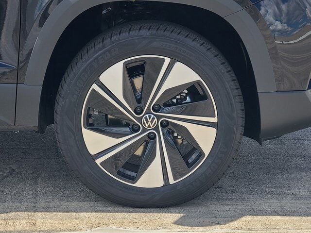 2025 Volkswagen Taos 1.5T SE Springfield VA