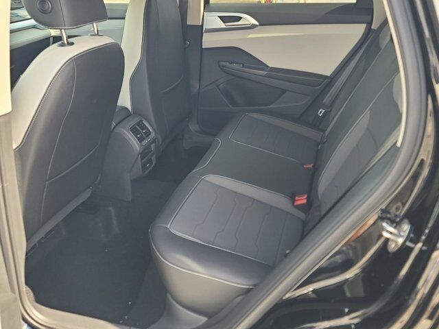 2025 Volkswagen Taos 1.5T SE Springfield VA
