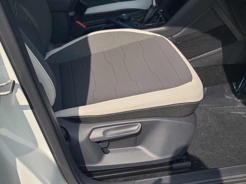 2025 Volkswagen Taos 1.5T SE Springfield VA